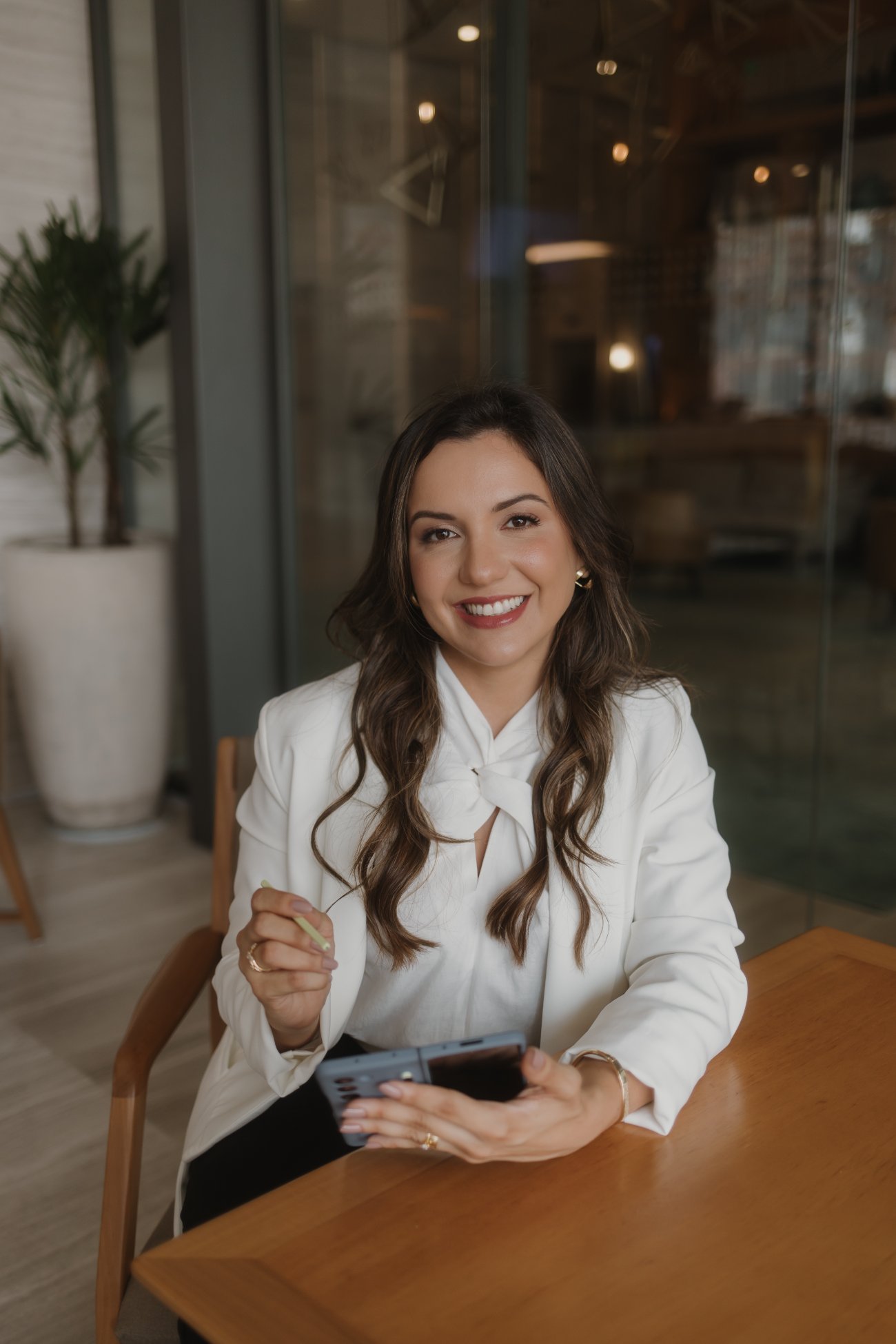 Dra. Karen Baldin no consultório